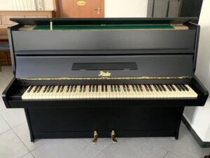 Piano - černé české pianino Rösler