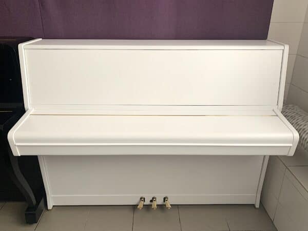 Piano Rösler, české bílé pianino, 3. pedál / moderátor, židlička k pianu zdarma 004PB