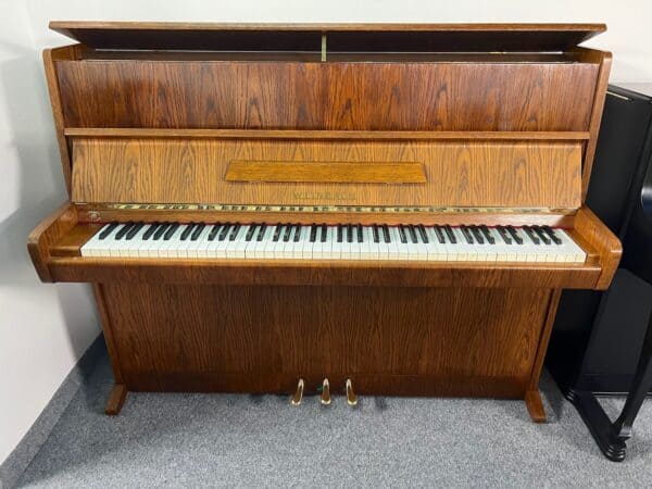 České piano Weinbach, pianino s moderátorem / 3. pedál 106PH