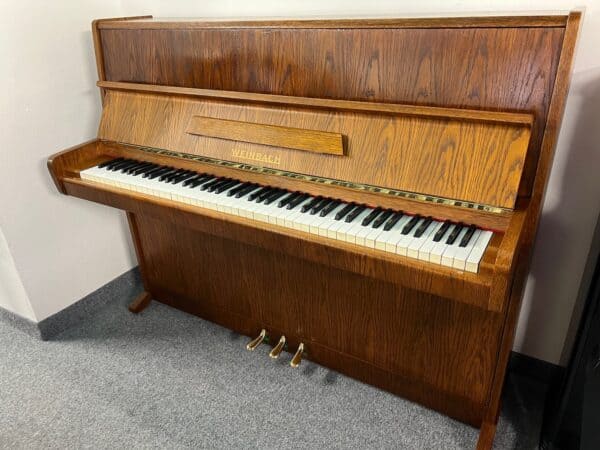 České piano Weinbach, pianino s moderátorem / 3. pedál 106PH