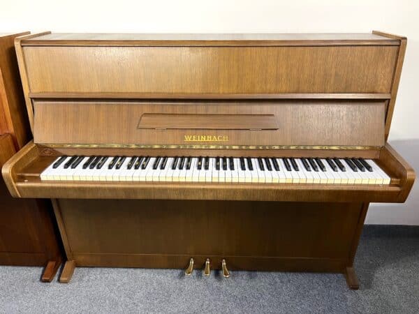 Piano Petrof-Weinbach, české pianino, hnědé piano s moderátorem 101PH