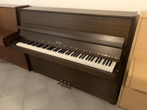 Tmavě hnědé piano Hellas, piano s moderátorem, levné pianino 028PH