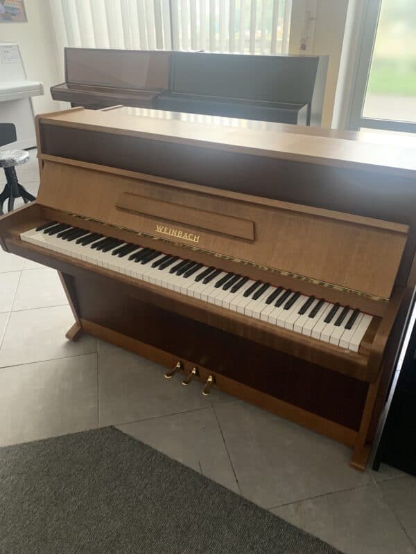 Piano Petrof-Weinbach, české piano s moderátorem 022PH