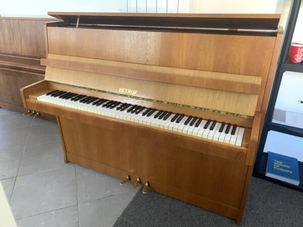 české piano Petrof, světlé piano Petrof 006PH