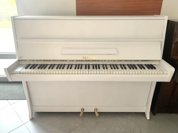 Bílé piano Petrof K114 Klasik, české piano 003PB